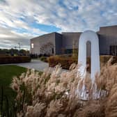 The Hepworth Wakefield is set to be granted a new 30-year lease as the art gallery is having “difficulties” attracting funding.