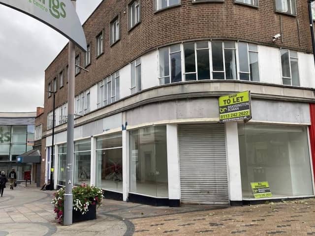 Wakefield Council has approved an application to build the properties above the premises near to the entrance to The Ridings shopping centre.
