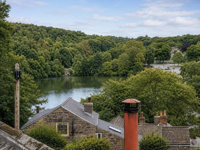 The home overlooks the incredible Newmillerdam Country Park - renowned for its picturesque lake and woodland walks.