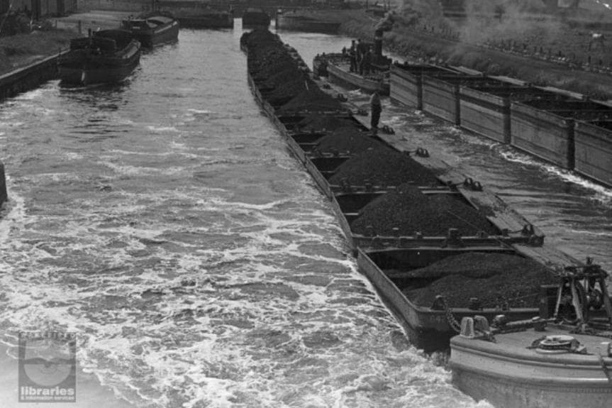 Blue plaque to be unveiled in honour of city locomotive builder