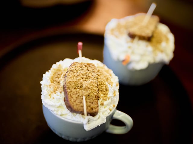 The hot drinks at Buttons Cafe.