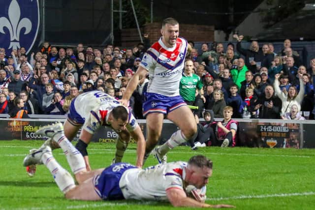 Club captain goes over for a try in the Championship Grand Final for Wakefield trinity. Photo by Kevin Creighton.