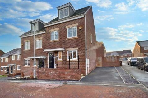 This three bedroom semi detached property, located in WF2, is available for £250,000.