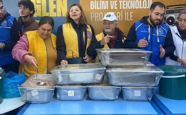 Members of the Lions clubs are on the ground in Adina, Southern Turkey, distributing up to 4,000 meals and everyday necessities to the victims of the earthquake.