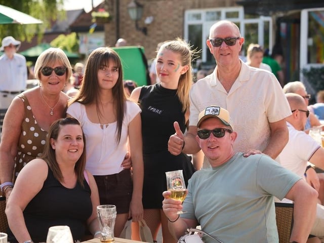 Susan Kaye, Bethany Womack, Madyson Kaye, Peter Kaye, Kirsty Hatfield and James Kaye.