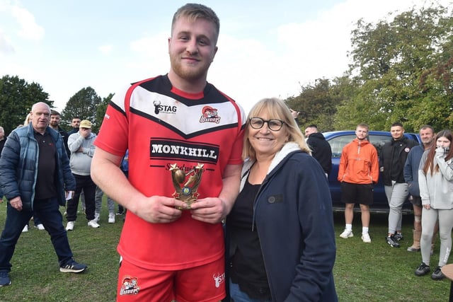 Corey Southern is presented with his man of the match award after the Edgar Hanson final. Picture: Matthew Merrick