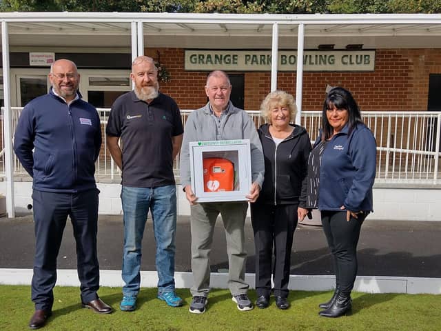 Construction company Taylor Wimpey donated one of their three public access defibrillators to Grange Park Bowling Club, Wakefield.