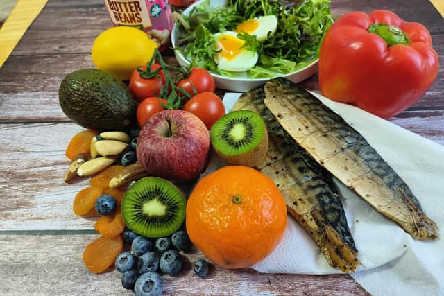 Often people ask me for clean food meal suggestions, and I usually give them two or three ideas for breakfast, lunch and dinner