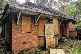 Explore Willsdene Bungalow, a derelict bungalow in Ackworth through photos taken by an urban explorer.