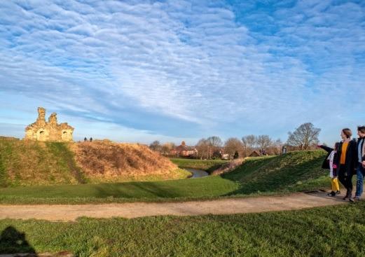 Brave the January cold and head over to Sandal Castle to find out why the castle is best known for the role it played in the Battle of Wakefield in 1460 during the Wars of the Roses, where Richard, Duke of York was killed. Remains of the 13th century stone castle and the fine motte and bailey can still be seen today. Climb the steps to the top of the motte and marvel at the stunning panoramic views of the Calder Valley. Have a relaxing stroll around the grounds and learn about the rich heritage of the site on this unique tour led by Ian Downes from the Wakefield Museums & Castles‘ team. To book visit www.experiencewakefield.co.uk.