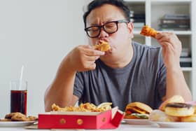 Although most people who comfort eat are aware that they do it, it is not easy to break the habit. Photo: AdobeStock