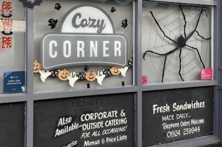 Cozy Corner Cafe on Zetland Street, Wakefield has an average of 4.9 stars out of 5. One reviewer said: "Absolutely lovely cafe here its my go to spot for food when I'm in college amazing staff and lovely food."