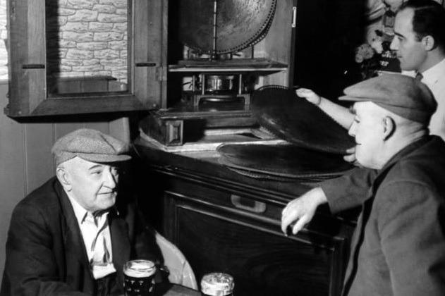 79-year-old Billy Guy and 80-year-old Walt Hepworth, both ex-miners in the Boat Inn, Allerton Bywater, 1960.