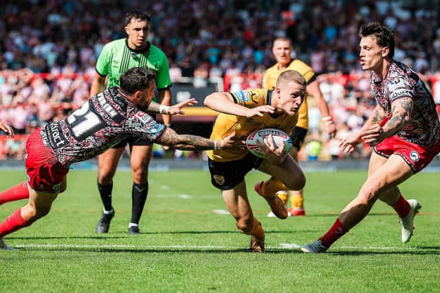 Jenson Windley attacks the Leigh line on his return to the Castleford Tigers team. Picture by Alex Whitehead/SWpix.com