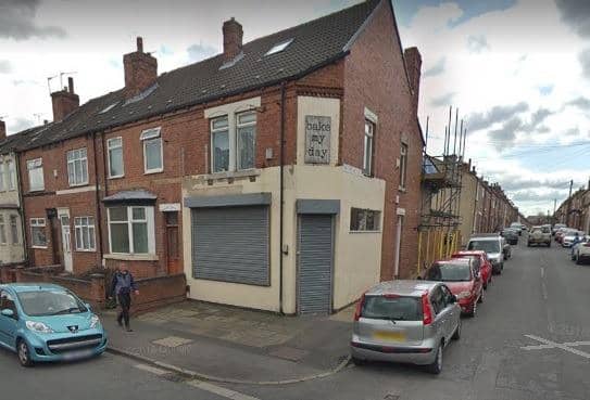 A Wakefield Council licensing sub-committee is to consider an application for an off-licence at premises on Smawthorne Lane, Castleford.