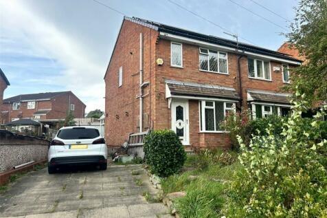 This three bedroom semi-detached home, located in WF2, is available for £174,950.

.