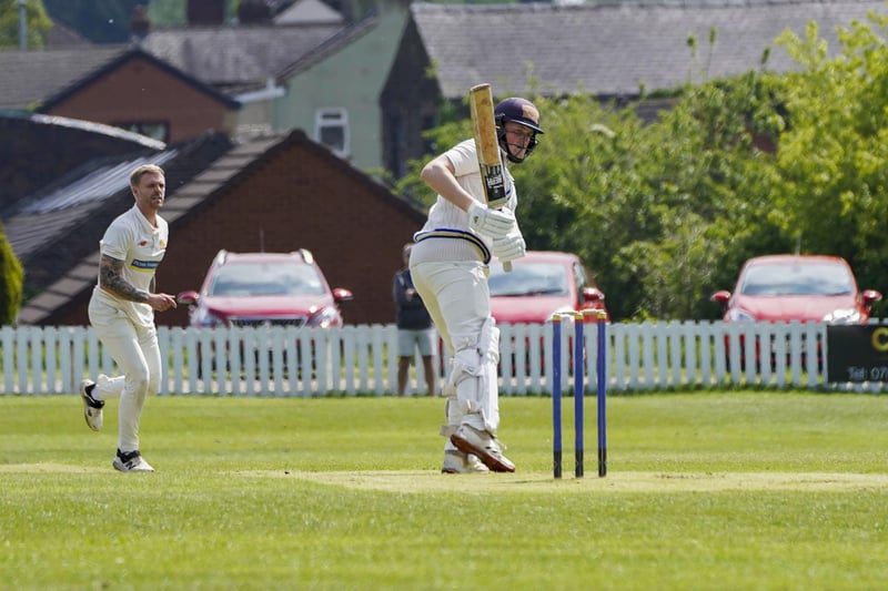 Will Wade allows this delivery to go through to the wicket keeper.