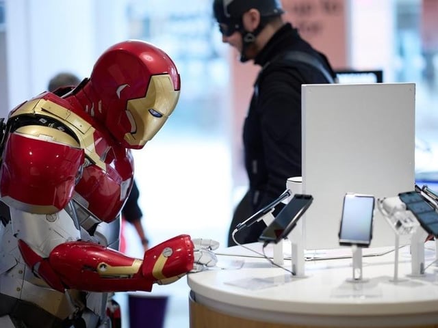Ironman had a stroll around the shops looking for his latest gadget.