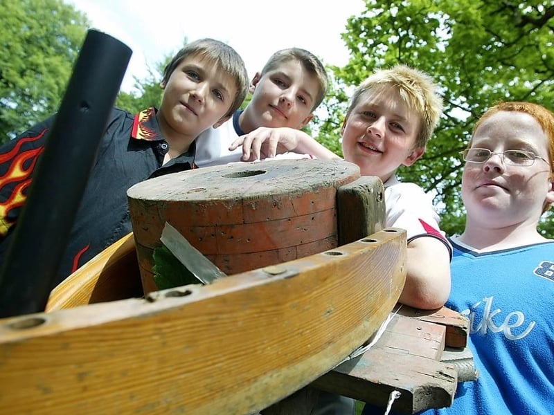 Crofton High School awarded Silver arts mark award. Visiting the Yorkshire Sculpture Park.