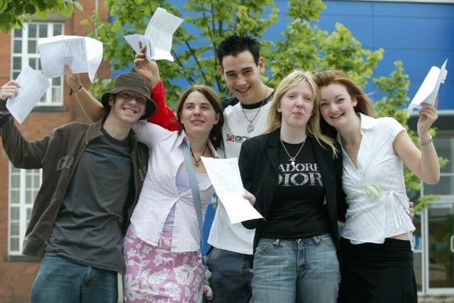 Luke Foster, Holly Oreschnick, Lee Johnston, Jennifer Harper, Paula Astley in 2004.