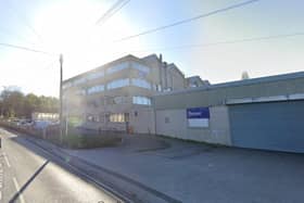 An online retail company has been granted permission to supply alcohol from its base at the former Bezier print works, on Balne Lane, Wakefield