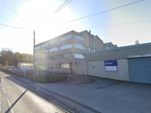 An online retail company has been granted permission to supply alcohol from its base at the former Bezier print works, on Balne Lane, Wakefield