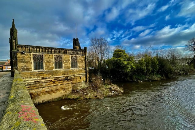 Steve Turner  shared this photo of the lovely Saint Mary’s Chapel on Chantry Bridge.