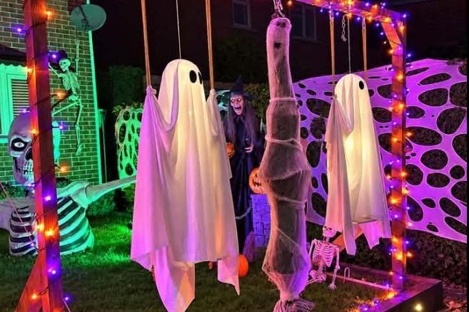 Spooky garden for Dannii Hilton