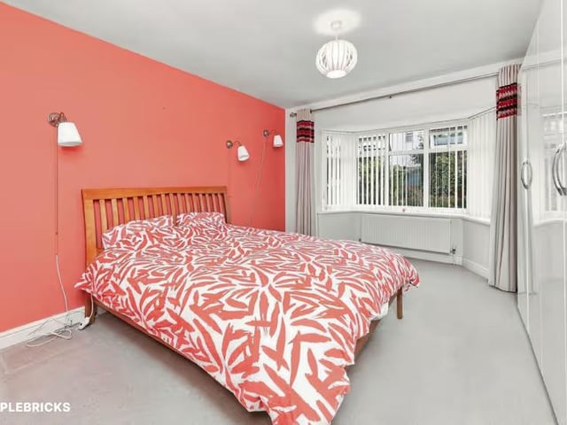 The property benefits from two well-proportioned bedrooms.