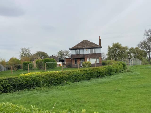 Permission has been granted to knock down Altofts Hall Farm, subject to councillors voting in favour of a scheme build 408 homes on surrounding countryside.