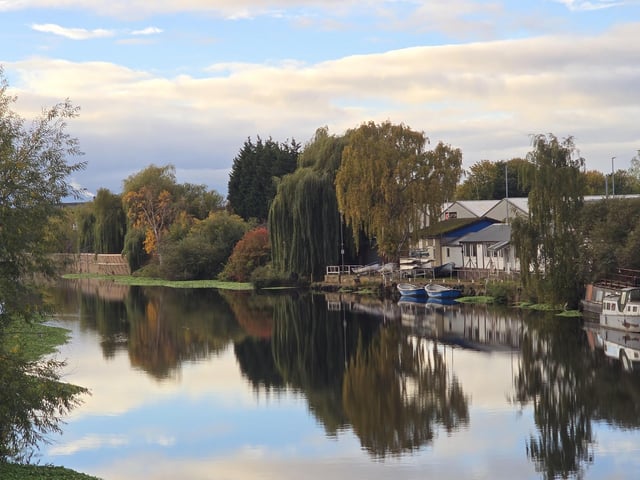 Sue Billcliffe shared this wonderful snap of the Calder and Hebble Navigation.