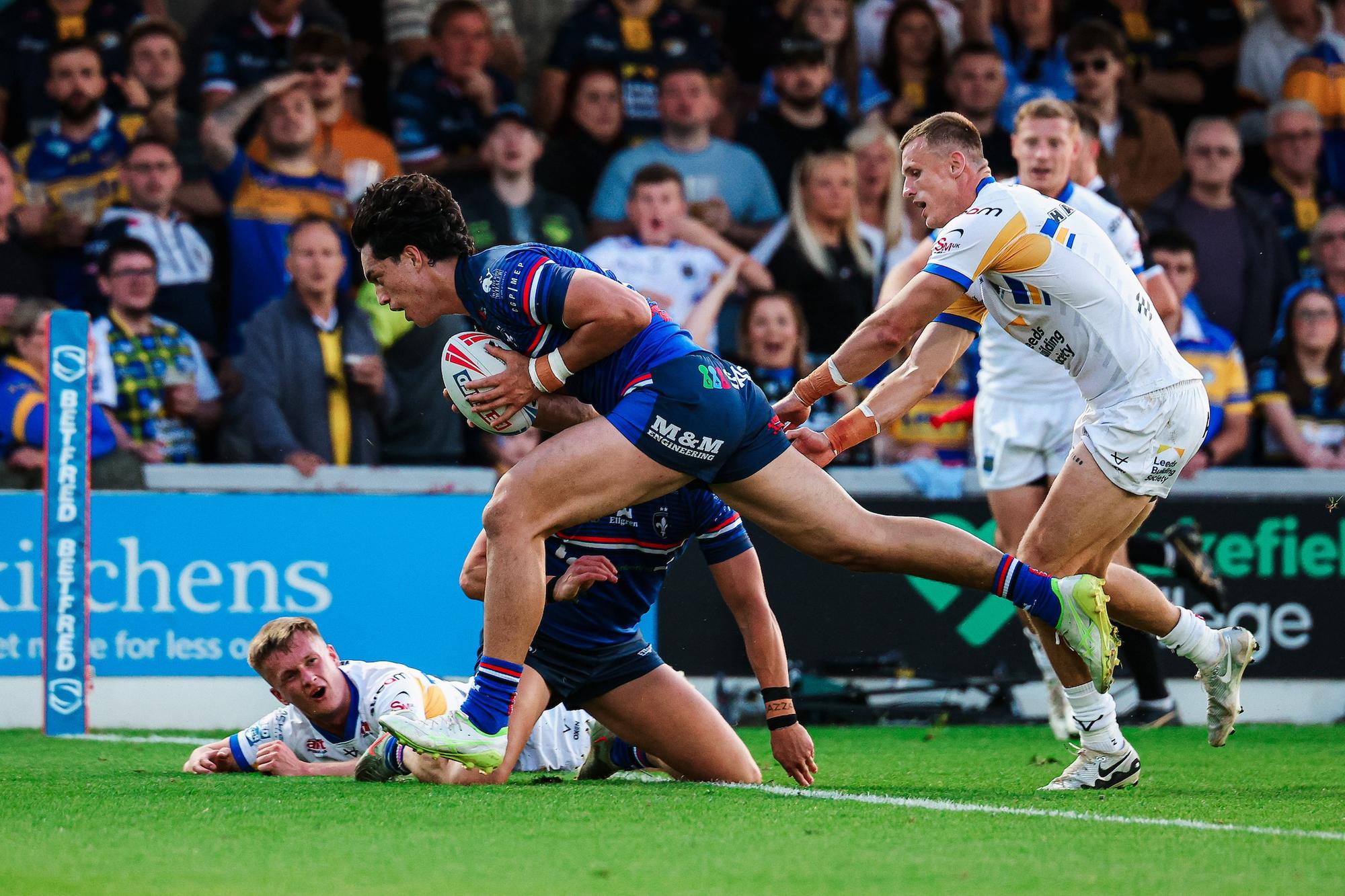 Wakefield Trinity's Daryl Powell 'comfortable' with facing Leeds Rhinos in ...