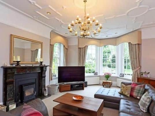 Barnsley Road, Sandal. Features five reception rooms, gardens, a detached garage block and a reception hallway.