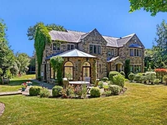 Chevet Lane, Sandal. Detached home featuring four reception rooms, three car garage, three bathrooms and a cloakroom.