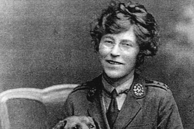 Wakefield-born suffragist Florence Beaumont will be honoured with a blue plaque.