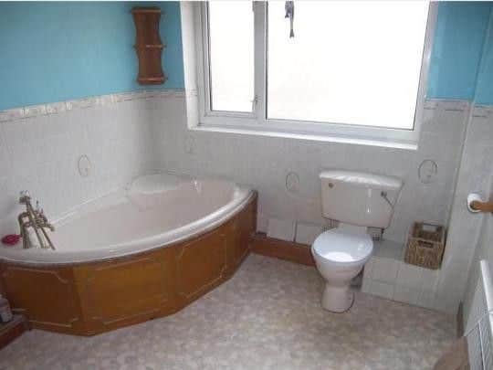 Union Street, Hemsworth. For sale by auction on September 4, 2019, with a guide price of 30,000. Two bedroom terrace with two reception rooms and a porch.