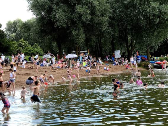 The Lakeside Cafe at Hemsworth Water Park is now allowed to serve alcohol, after a licensing committee decided those in charge had taken sufficient steps to protect visitors.