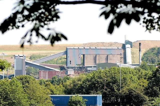 People living in former coalfield areas are still suffering the devastating effects of colliery closures, a new report has said.