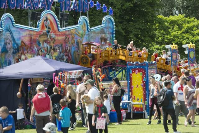 Featherstone Gala 2015
Fairground fun at purston Park