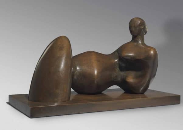 Henry Moore sculpture 'Reclining Figure: Umbilicus'