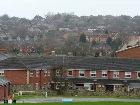 Which towns are housing asylum seekers?