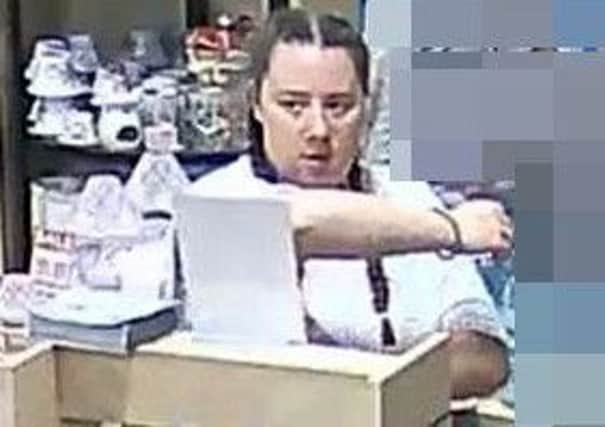 Area : Wakefield. 
Crime : Theft From Shop. 
Date : Sun. Jul 10.16. 
Ref : WD701