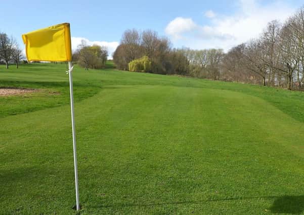 Pontefract pay and play golf course is to be scrapped.