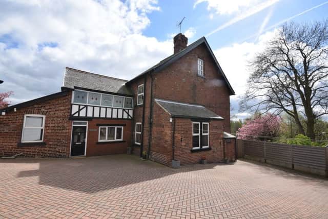 Kingwell Road, Worsbrough - Guide price: Â£425,000-Â£450,000 (Hallmark from Richard Kendall 01924 291294)