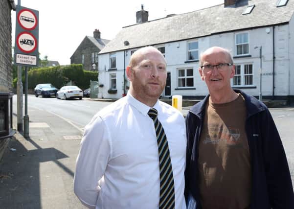 David Flint campaigning to get trafic off Blacker Lane as it is a danerous road.
Pictureds with David Rawling from Flockton Bypass
